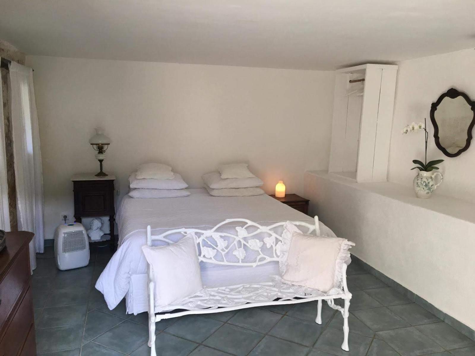 Bed and Breakfast La Bergerie Pradel Le Beaucet Zewnętrze zdjęcie